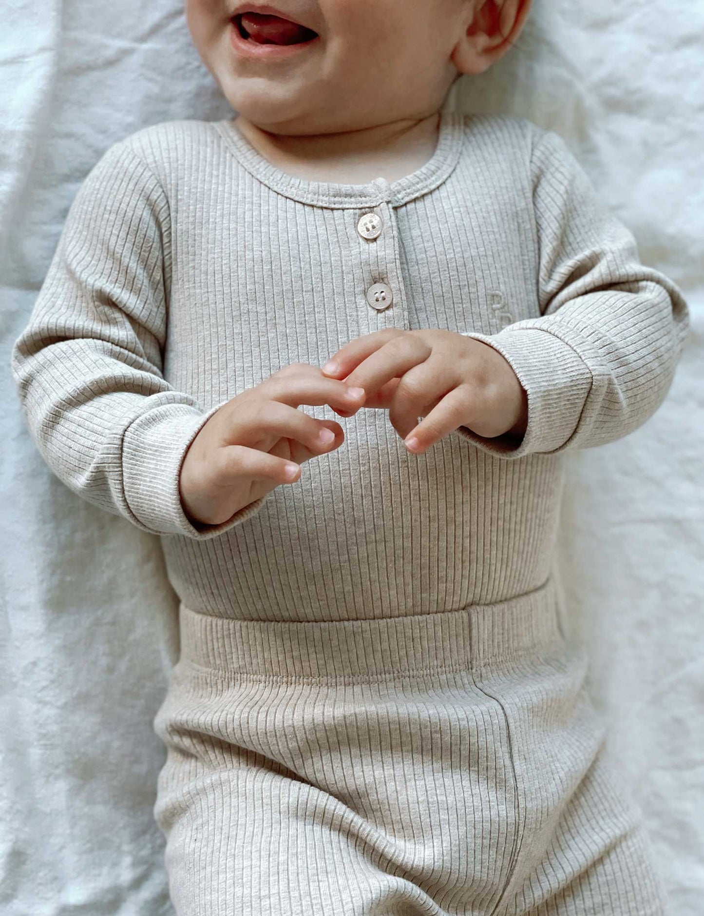 PUREBABY BISCUIT RIBBED L/S HENLEY BODYSUIT