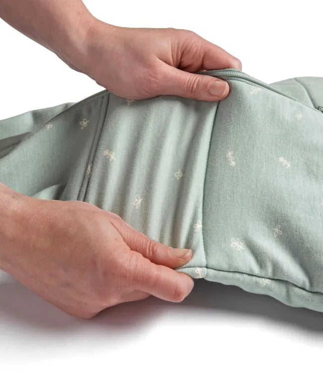 ERGOPOUCH COCOON SWADDLE BAG 1.0 TOG - HONEYBEES