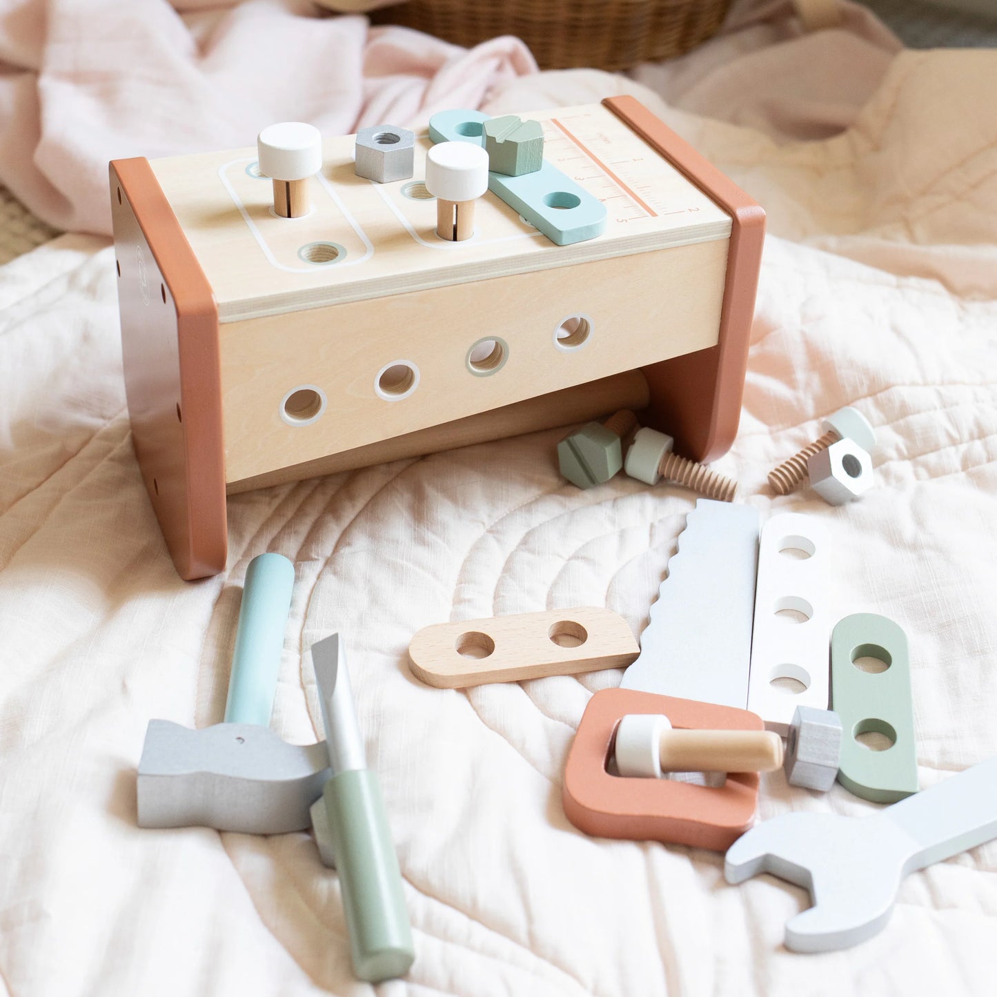 TOOLBOX - WORKBENCH (2 IN 1)